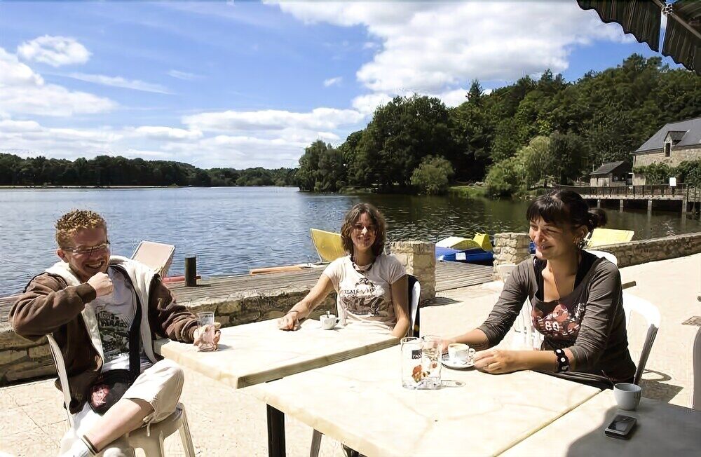 Terres De France - Le Domaine Du Moulin Neuf Holiday park