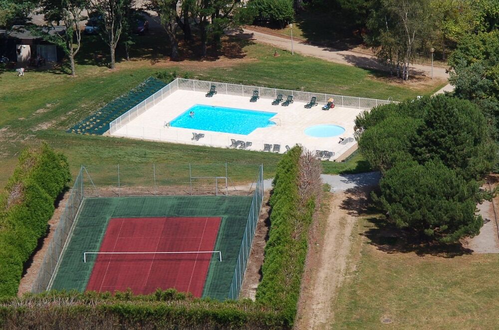 Holiday park Terres De France - Le Domaine Du Moulin Neuf 3*