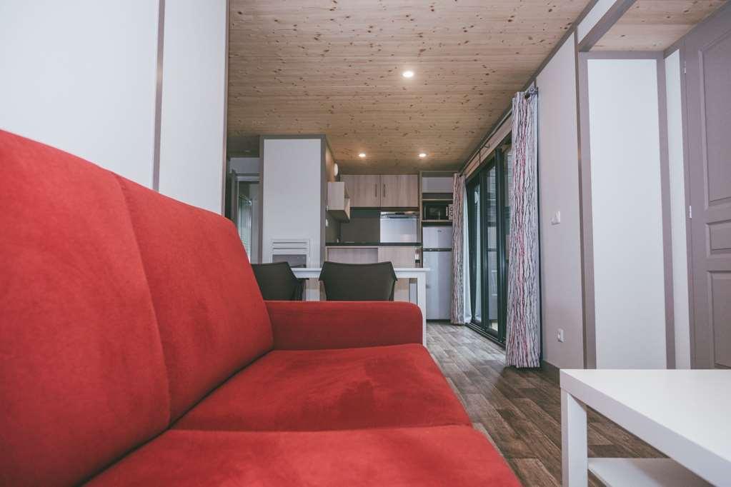 Holiday park Terres De France - Le Domaine Du Moulin Neuf
